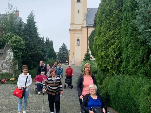 Návštěva Chrámu sv. Vavřince a Mariánského poutního místa Panny Marie Częstochovské zasvěcené modlitbám za mír a usmíření mezi národy a výborný oběd v restauraci 39 v Píšti. - 1 - p1.JPG