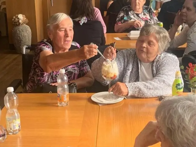 Návštěva Chrámu sv. Vavřince a Mariánského poutního místa Panny Marie Częstochovské zasvěcené modlitbám za mír a usmíření mezi národy a výborný oběd v restauraci 39 v Píšti. - 8 - p3.JPG