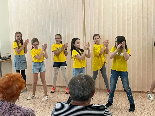 Den matek - 4 - E0120351-F983-41EE-85B0-B0FA71960597.jpeg